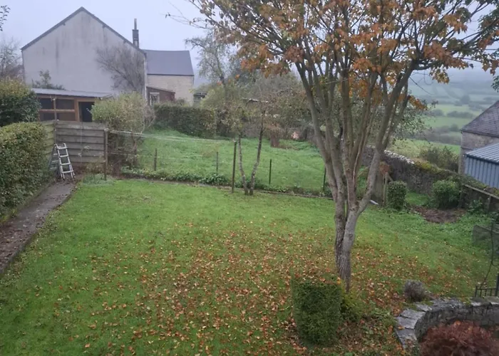 Pansiyon Eperon D'aublain A Couvin *